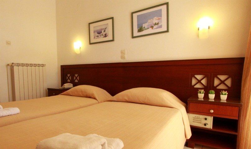 Hermes Hotel Kíssamos Esterno foto