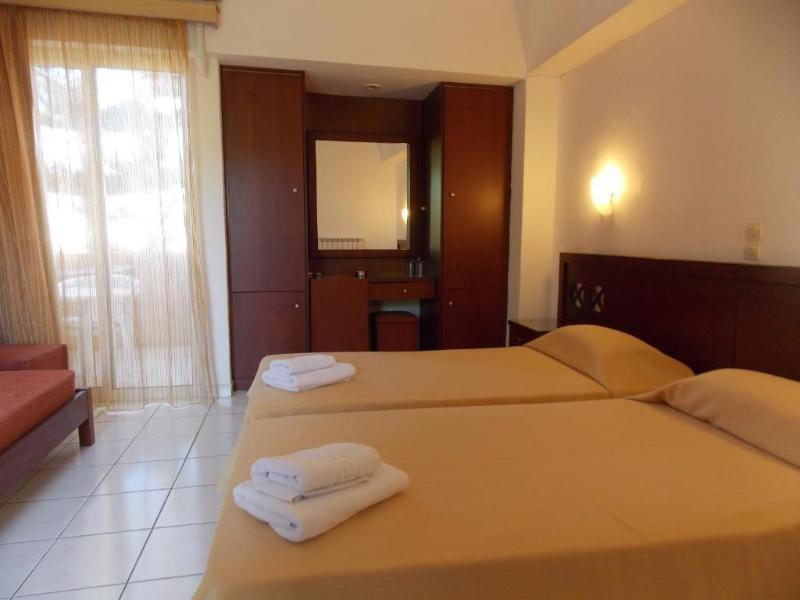 Hermes Hotel Kíssamos Esterno foto