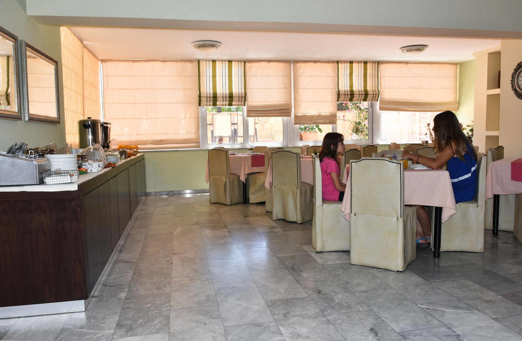 Hermes Hotel Kíssamos Esterno foto