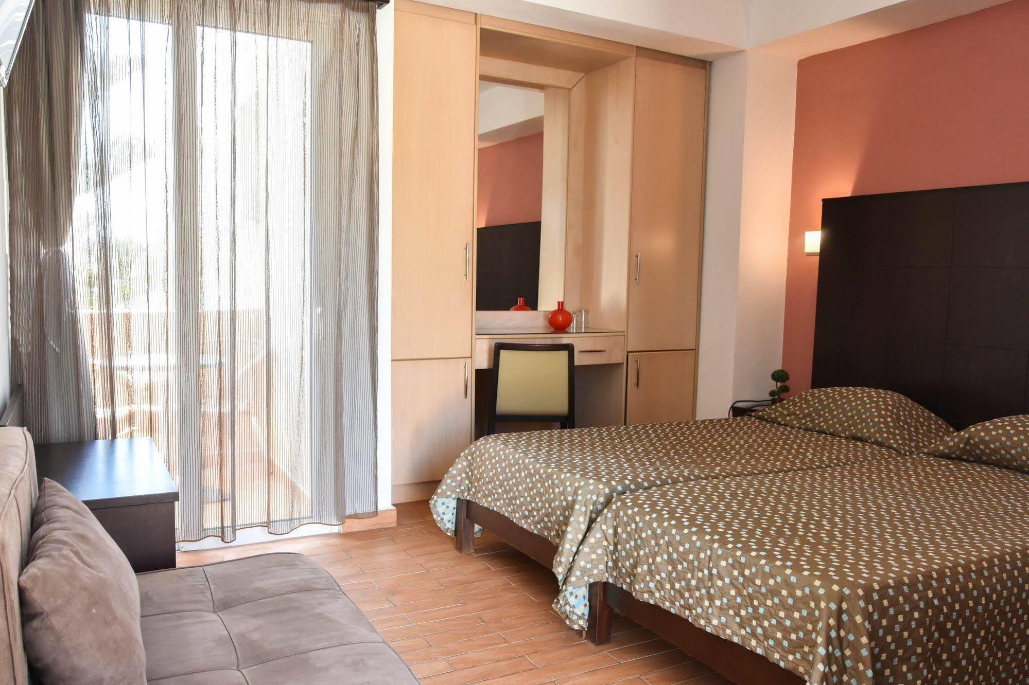 Hermes Hotel Kíssamos Esterno foto
