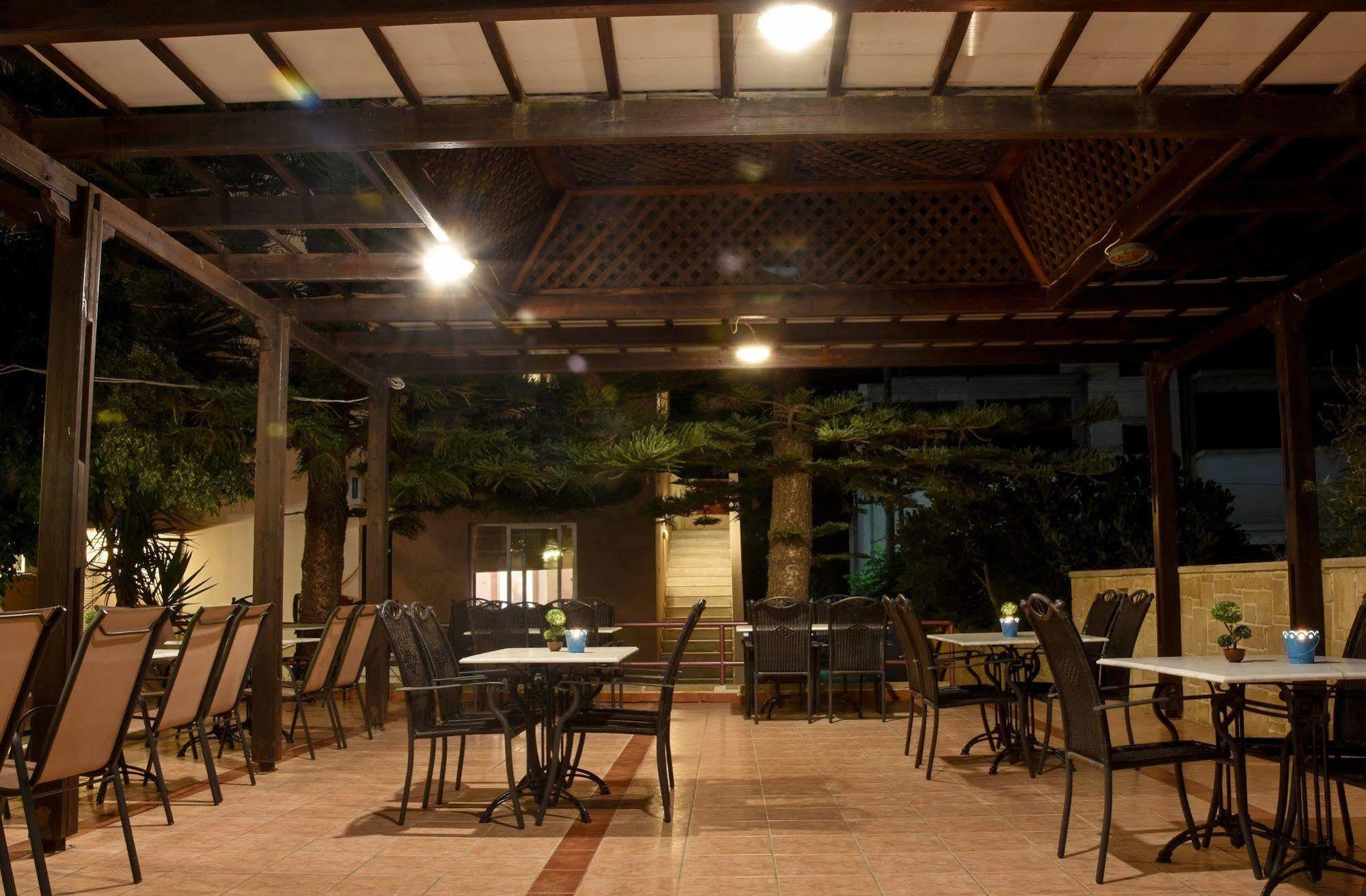 Hermes Hotel Kíssamos Esterno foto